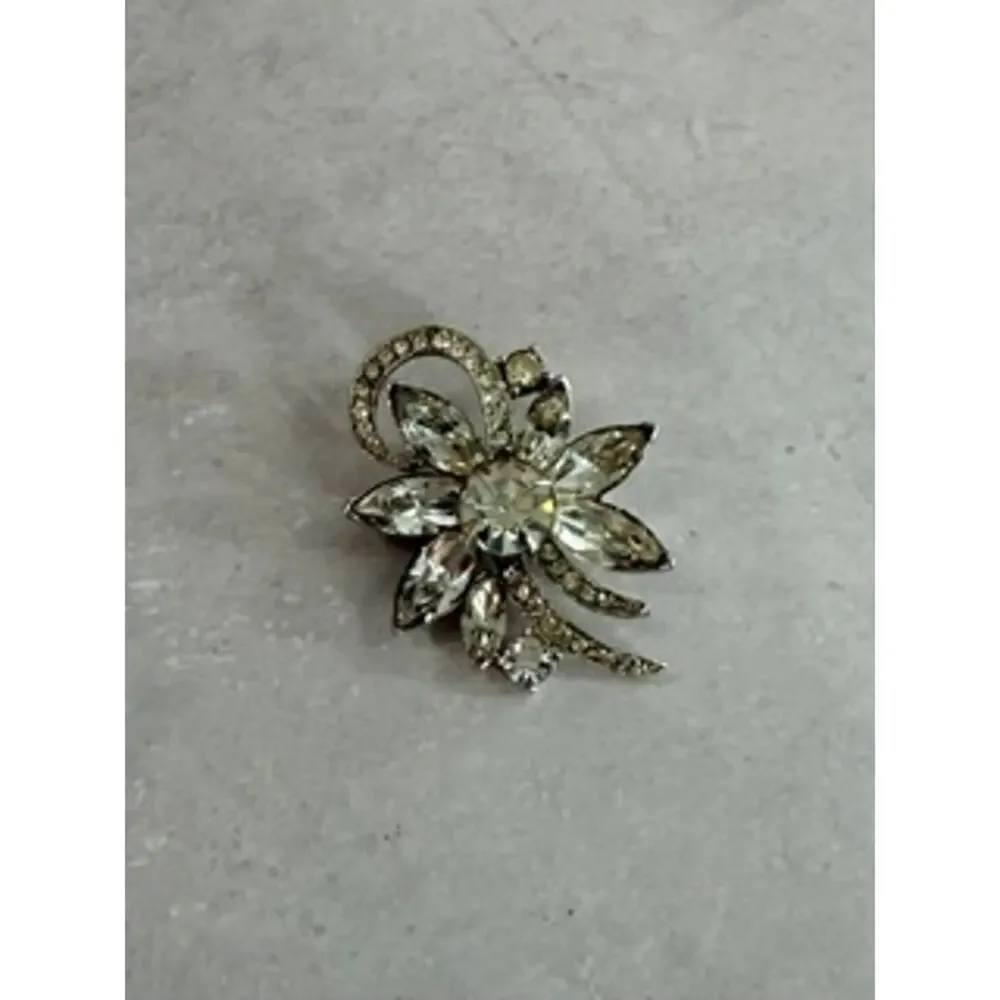 Vintage Weiss Rhinestone Brooch Bundle Clear Crystal Silver Tone Pins Set of 2